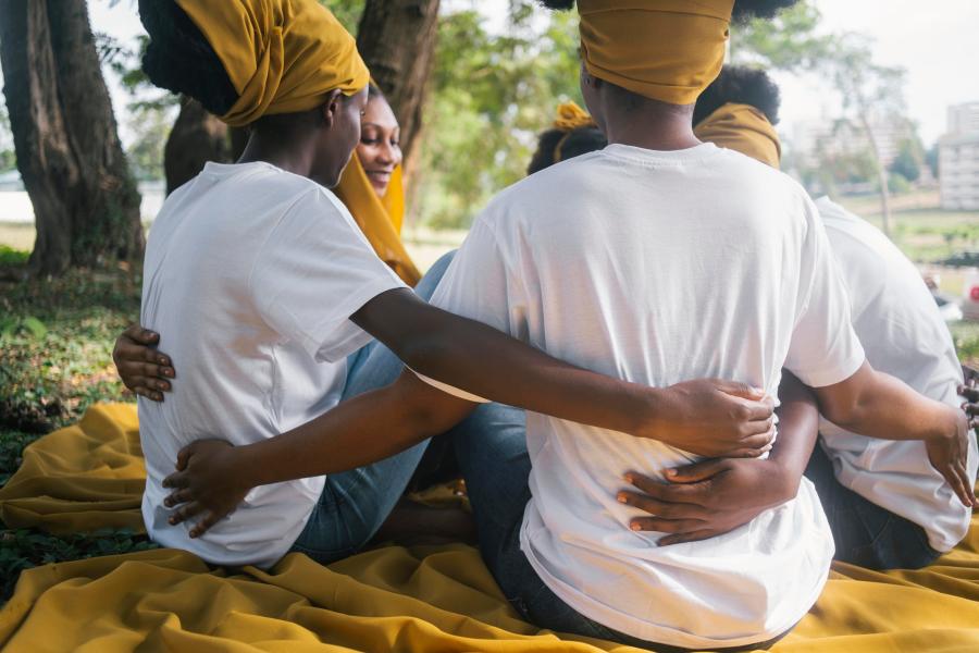 Compotma realiza cerimônia de posse da nova gestão em São Leopoldo Compotma reúne lideranças e entidades para fortalecer políticas públicas voltadas às comunidades tradicionais de matriz africana. Foto: Reprodução Prefeitura de São Leopoldo / Freepik