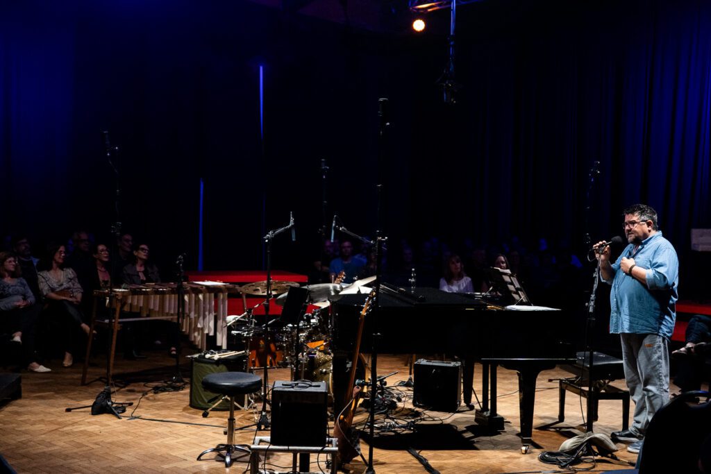 Concerto em Novo Hamburgo celebra clássicos de Tom Jobim com entrada gratuita Apresentação revisita diferentes fases de Tom Jobim em concerto gratuito na Fundação Scheffel. Foto: Marina Bastos