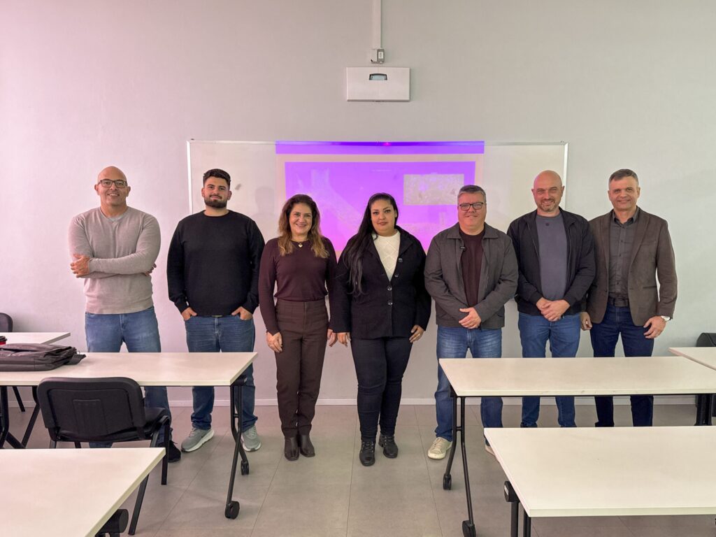 Estudantes puderam conhecer detalhes técnicos e jurídicos da obra de macrodrenagem em Sapiranga durante o encontro na Feevale. Foto: Vitor Carvalho/PMS