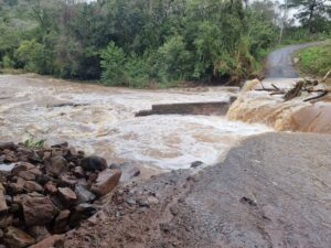 Chuva em Campo Bom causa bloqueios e transtornos na zona rural 1 20260729 102956