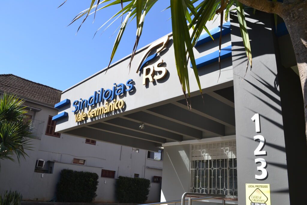 Reforma Tributária mobiliza empresas e Sindilojas Vale Germânico oferece curso gratuito Capacitação sobre Reforma Tributária aborda os impactos das mudanças na rotina e na gestão das empresas. Foto: Divulgação