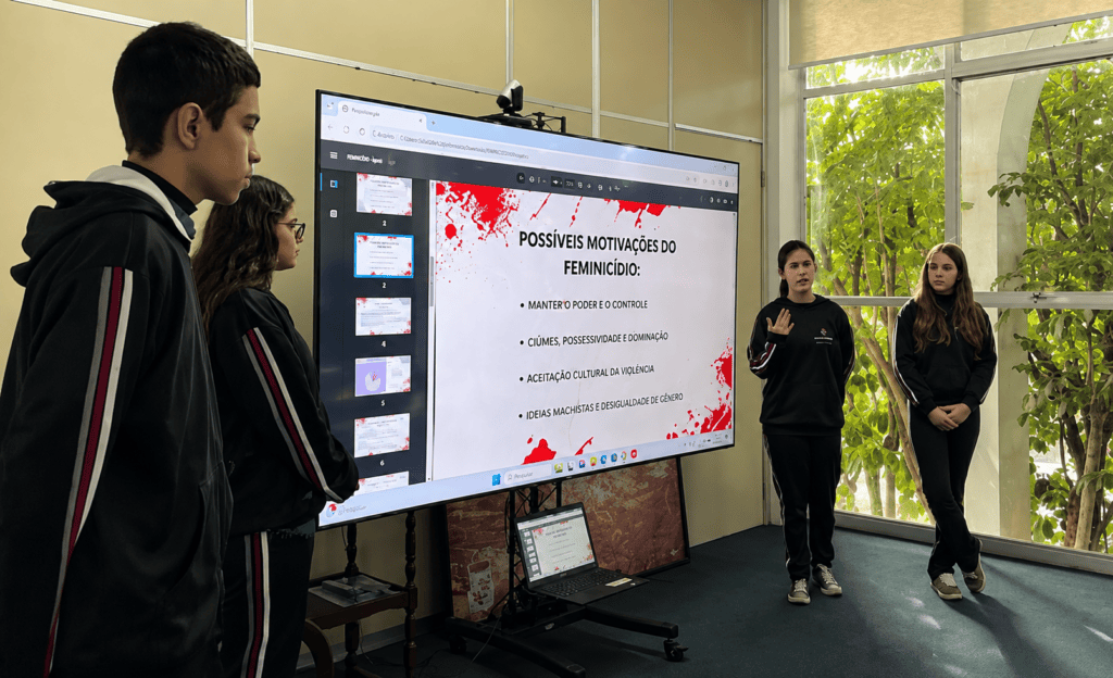 Pesquisa sobre feminicídio mobiliza alunos do 9º ano em Dois Irmãos Pesquisa sobre feminicídio mobiliza alunos em Dois Irmãos