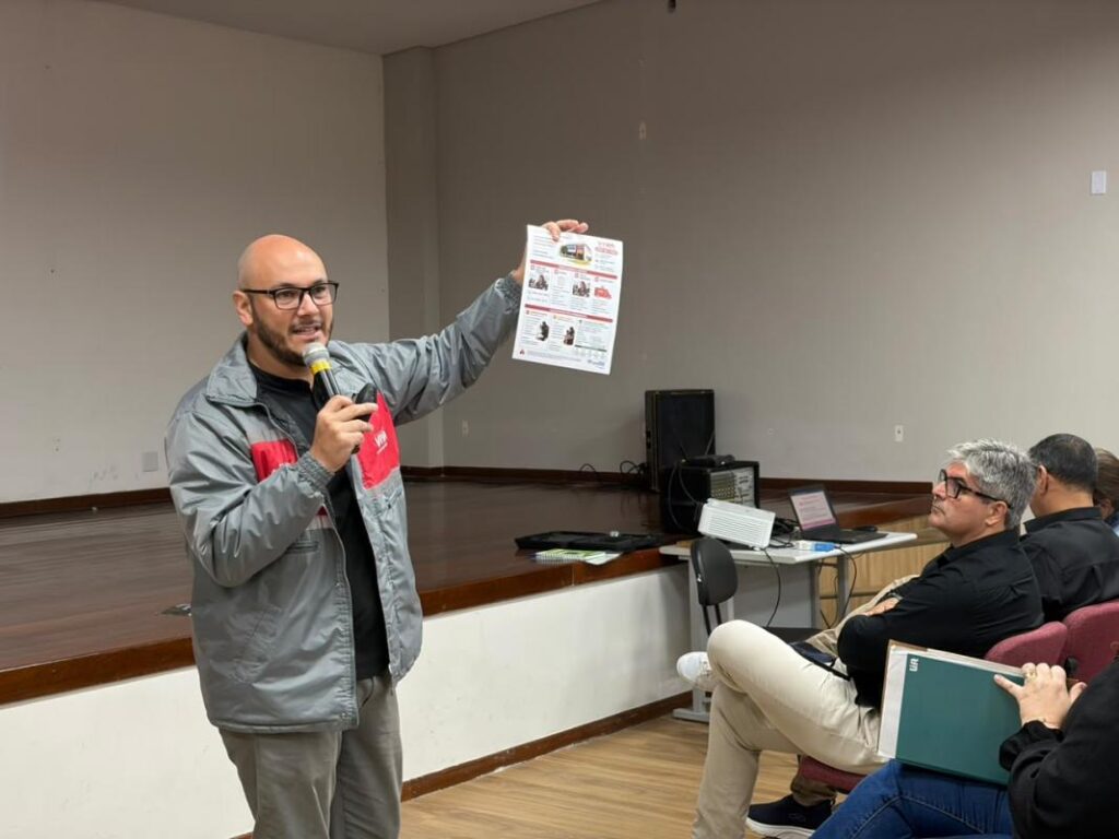 Atendimento médico chega a escolas da Rede Municipal de Ensino de Novo Hamburgo Diretores das escolas conheceram os protocolos do atendimento médico durante reunião realizada na quarta-feira (5). Foto: Weslei Fillman/PMNH