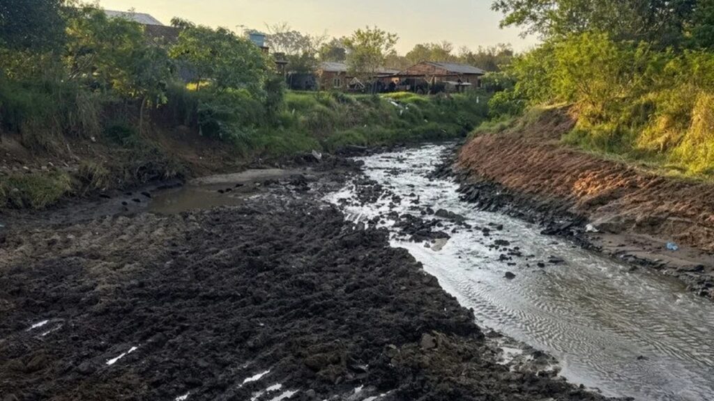 Desassoreamento de arroios busca reduzir riscos de alagamentos em Novo Hamburgo download 8